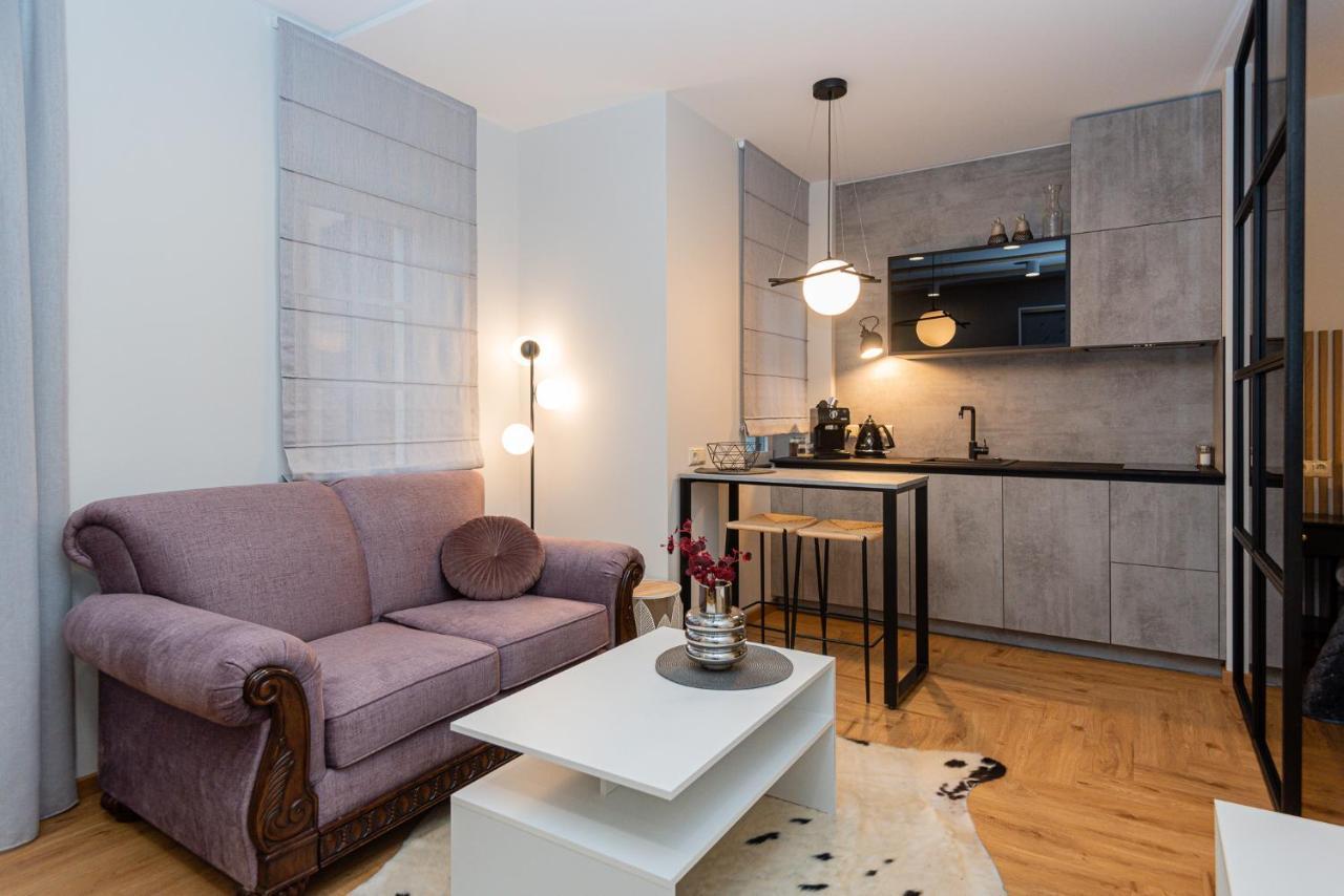 Memel Townhouse Apartamentai Клайпеда Экстерьер фото