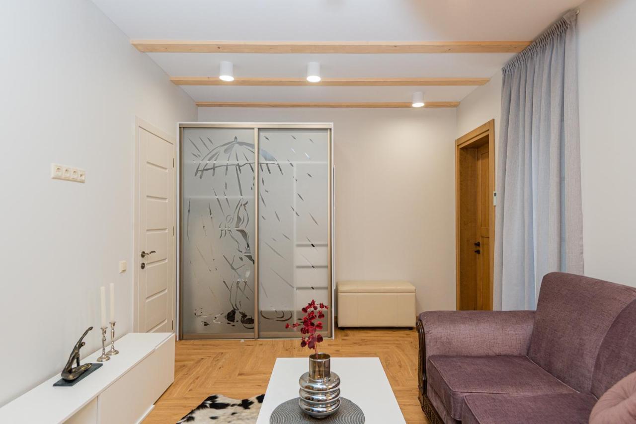 Memel Townhouse Apartamentai Клайпеда Экстерьер фото